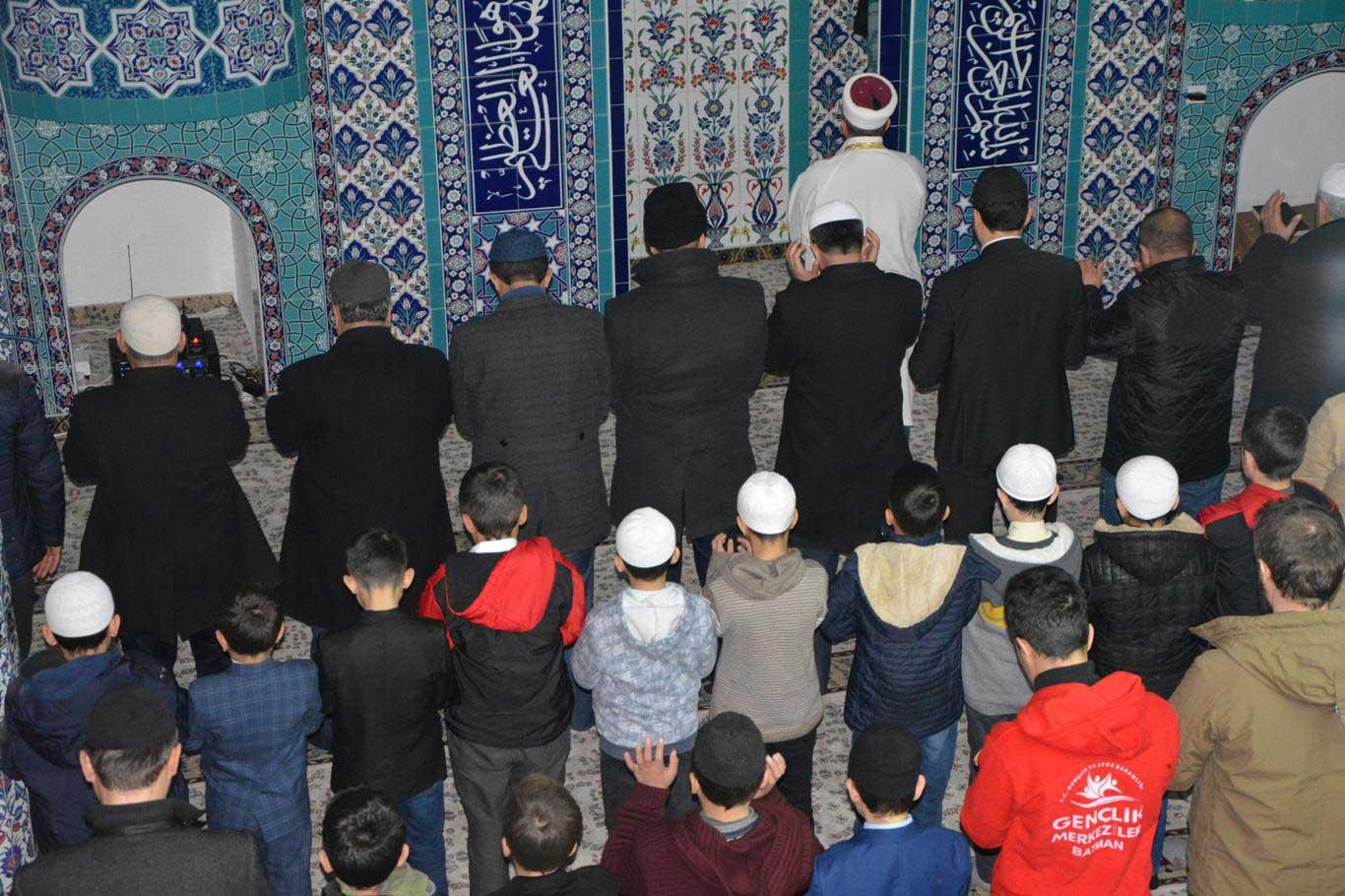 Kozluk'ta sabah namazı buluşmasına yoğun ilgi